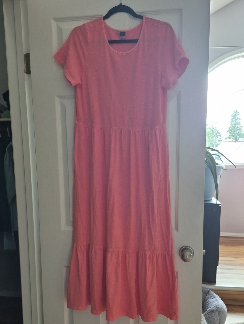 Old Navy Coral Short-Sleeve Tiered Maxi Dress